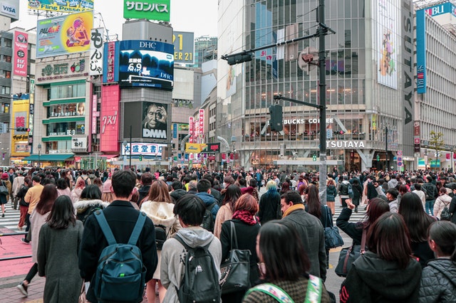 Tips to design effective custom outdoor banners